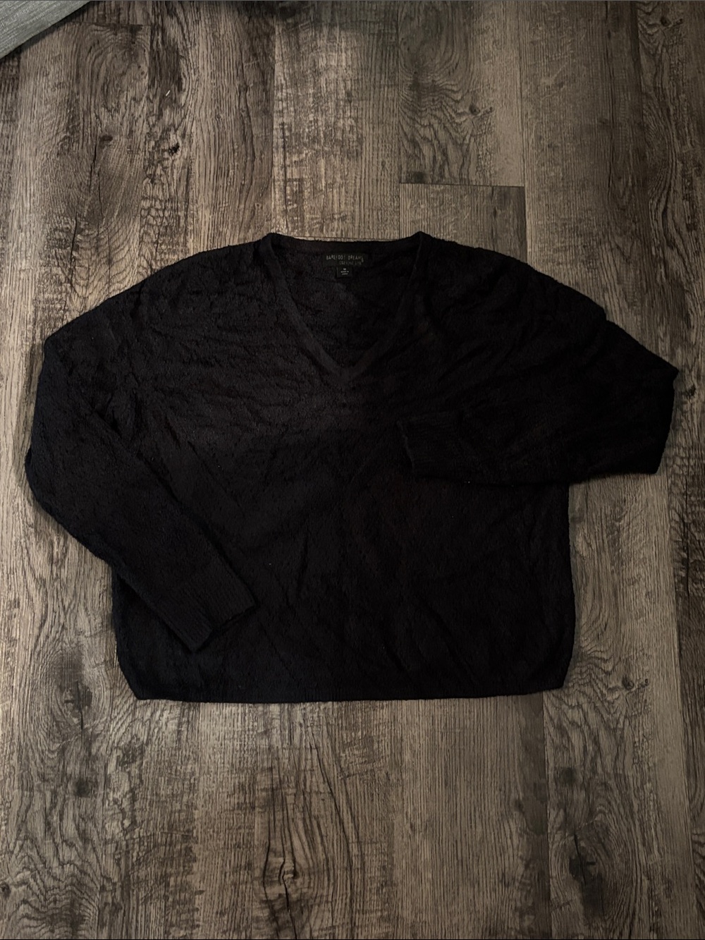 Barefoot Dreams V-Neck Sweater - Black - Size Medium